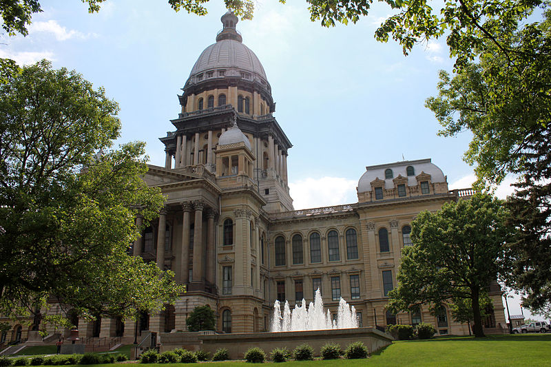 Illinois Springfield Capitol and Sky. Photo by: Yinan Chen / Wikimedia Commons