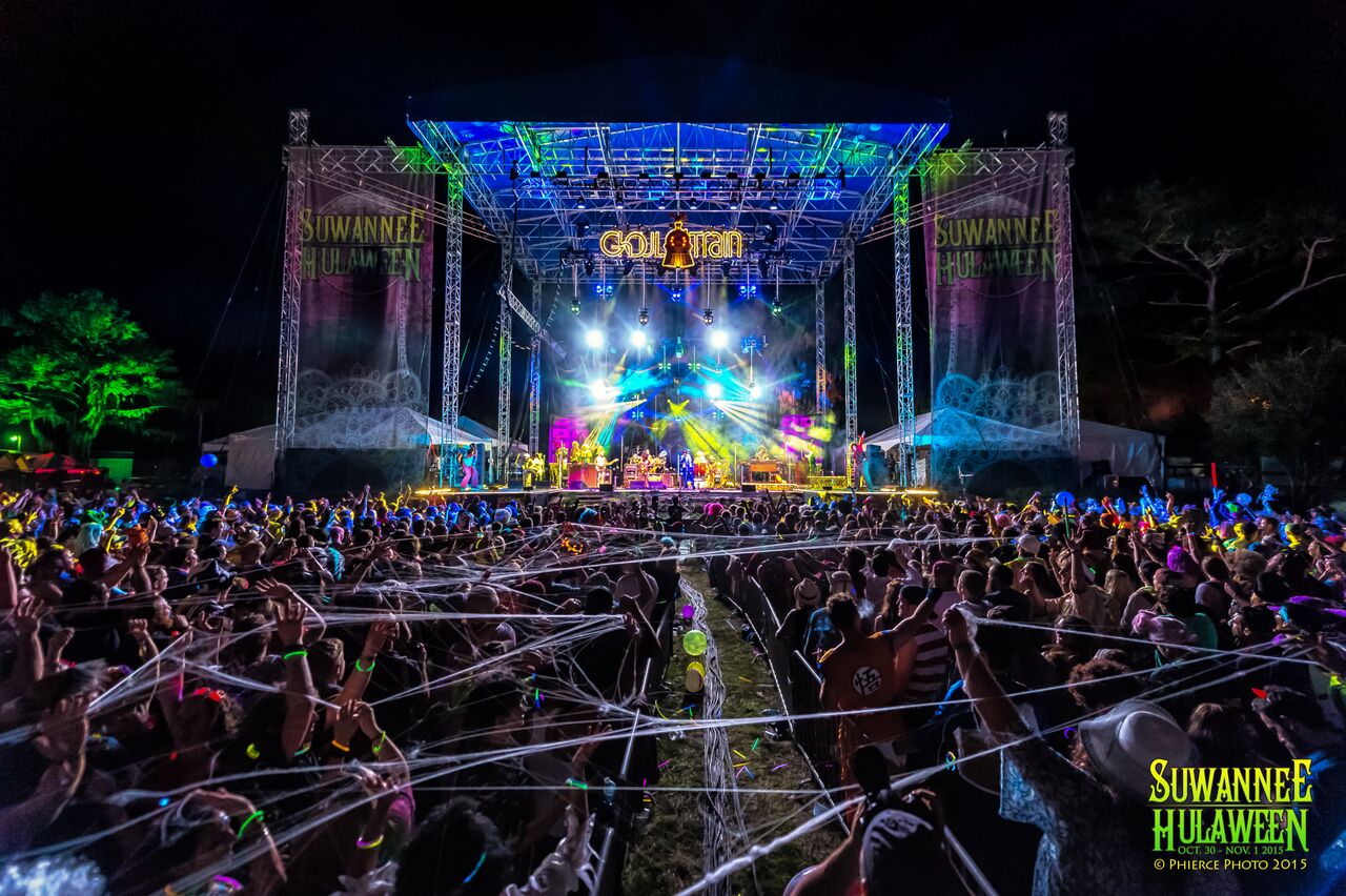 Suwannee Hulaween. Photo by: Keith Grinner