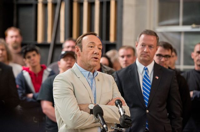 Kevin Spacey, of House of Cards, a television program up for 13 Emmy Awards this evening at the Microsoft Theater. Photo by: Maryland GovPics / Wikimedia Commons Kevin Spacey, of House of Cards, a television program up for 13 Emmy Awards this evening at the Microsoft Theater. Photo by: Maryland GovPics / Wikimedia Commons