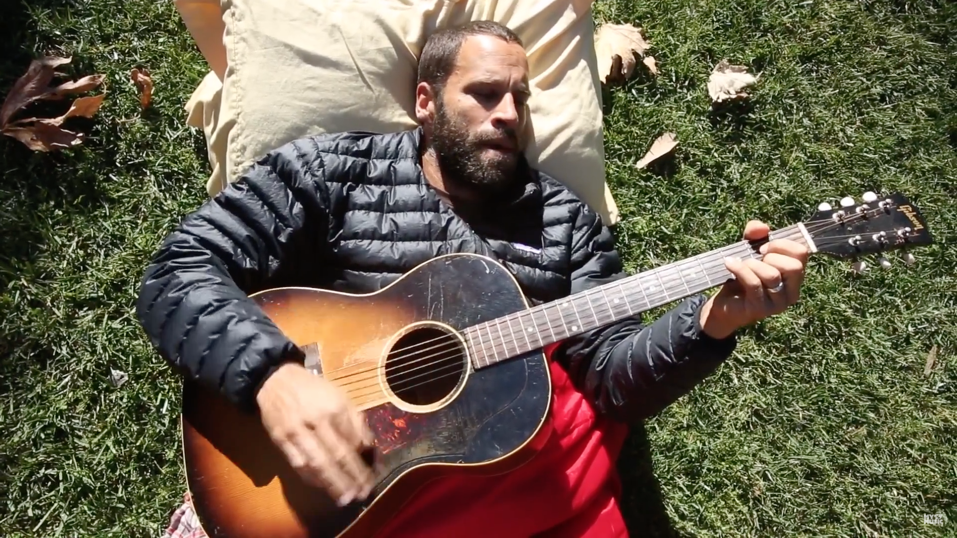 Jack Johnson performing at Bedstock 2016. Photo by: MyMusicRx / YouTube