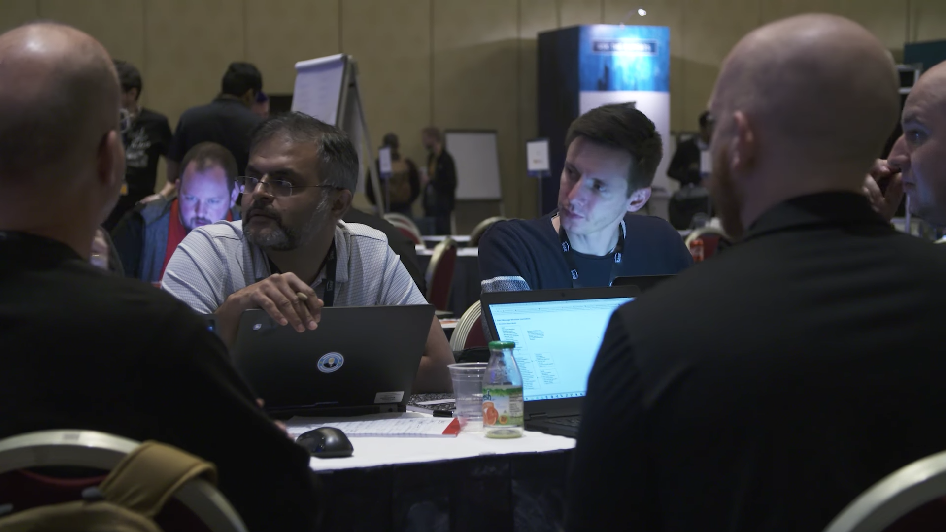 AWS re:Invent 2017 hackathon. Photo by: AWS / YouTube