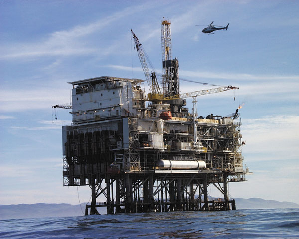 Oil platform used for offshore drilling. Photo by: NASA / Wikimedia Commons